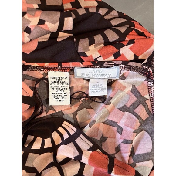 Lady Hathaway Dress Women Size 4 Pink Brown Twist Front Geometric Print Stretch - Picture 7 of 8